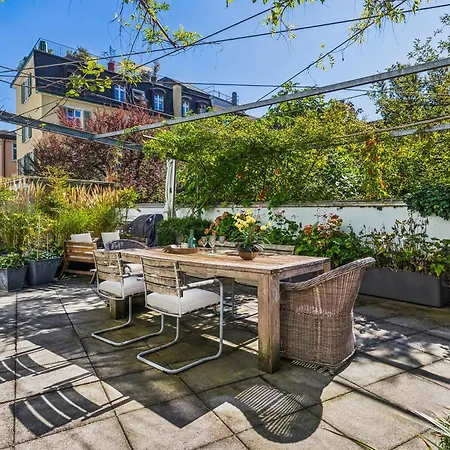 Designer Old Town Waterview Ac Apartment Zurich