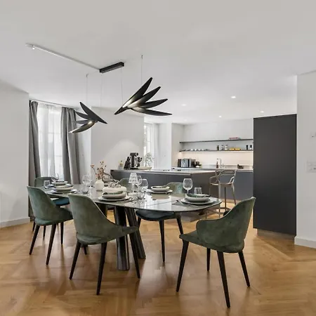 Designer Old Town Waterview Ac Apartment *