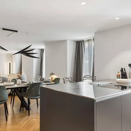 Designer Old Town Waterview Ac Zurich