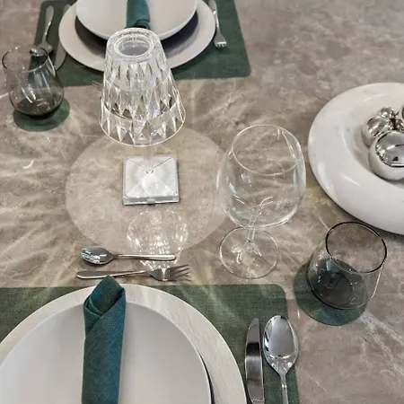 Designer Old Town Waterview Ac Apartment *